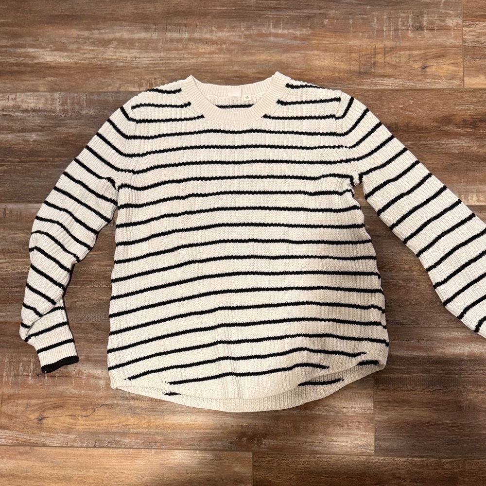 GAP Black and Cream Striped Sweater